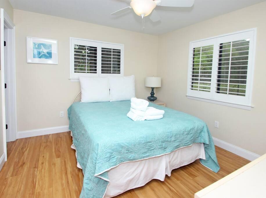 Cute 2 Bedroom, 2 Bath Condo At Folly Field Beach Hilton Head Island Esterno foto