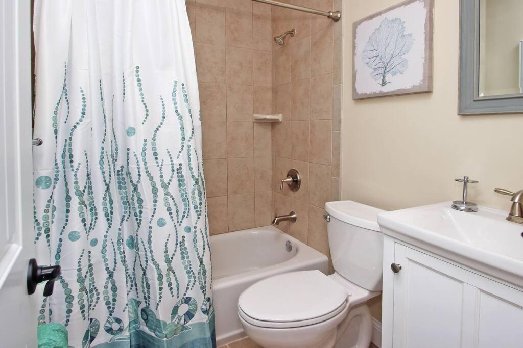 Cute 2 Bedroom, 2 Bath Condo At Folly Field Beach Hilton Head Island Esterno foto
