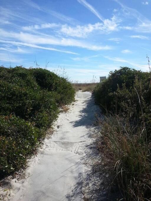 Cute 2 Bedroom, 2 Bath Condo At Folly Field Beach Hilton Head Island Esterno foto