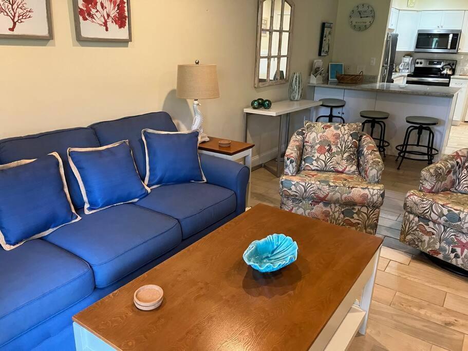 Cute 2 Bedroom, 2 Bath Condo At Folly Field Beach Hilton Head Island Esterno foto