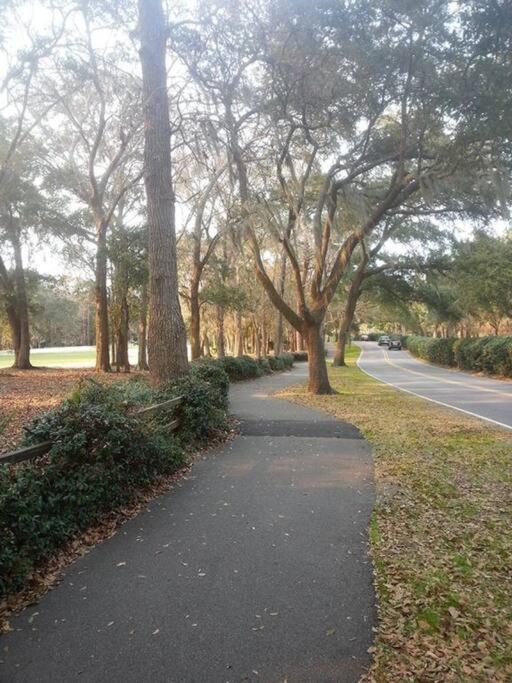 Cute 2 Bedroom, 2 Bath Condo At Folly Field Beach Hilton Head Island Esterno foto