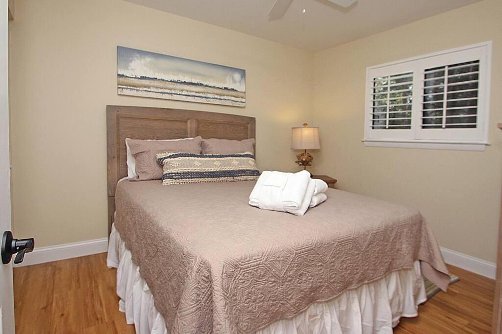 Cute 2 Bedroom, 2 Bath Condo At Folly Field Beach Hilton Head Island Esterno foto