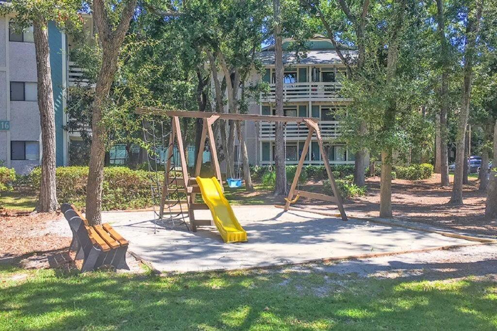 Cute 2 Bedroom, 2 Bath Condo At Folly Field Beach Hilton Head Island Esterno foto