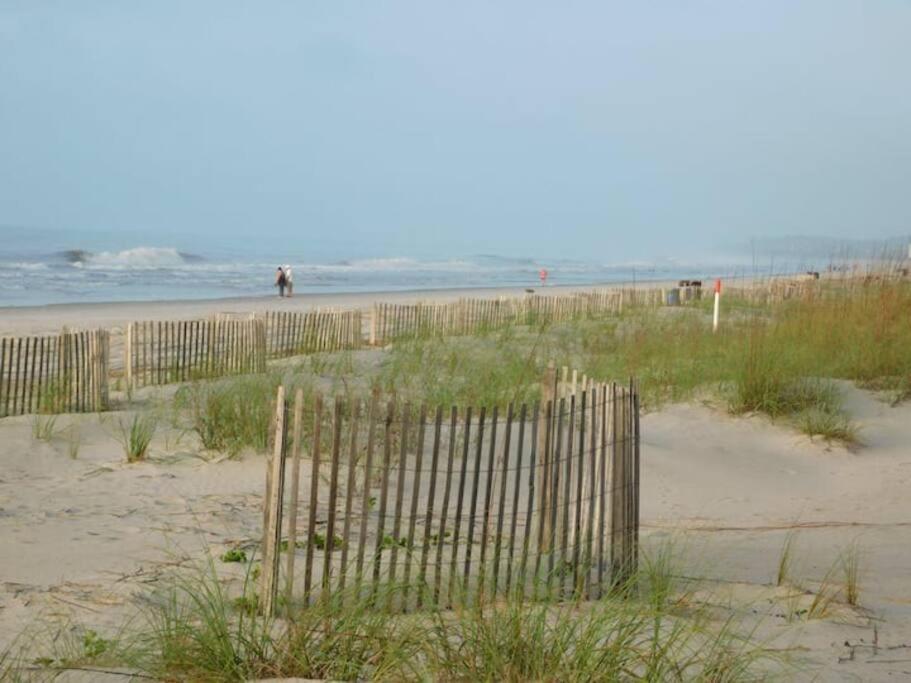 Cute 2 Bedroom, 2 Bath Condo At Folly Field Beach Hilton Head Island Esterno foto