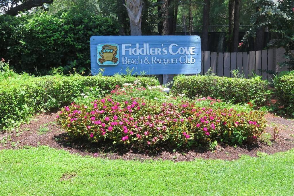 Cute 2 Bedroom, 2 Bath Condo At Folly Field Beach Hilton Head Island Esterno foto